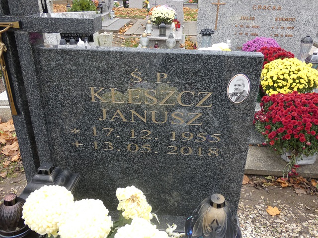 Janusz Kleszcz 1955 Biesiekierz - Grobonet - Wyszukiwarka osób pochowanych