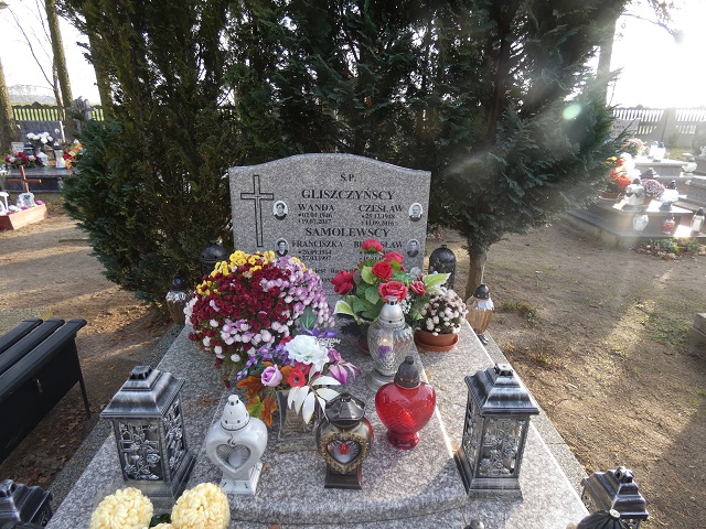 Czesław Gliszczyński 1a 1948 Biesiekierz - Grobonet - Wyszukiwarka osób pochowanych